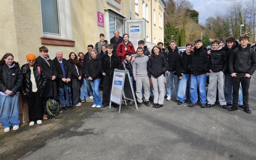 9. Klassen der IRSplus Vallendar- Besuch der Euthanasiegedenkst&auml;tte Hadamar