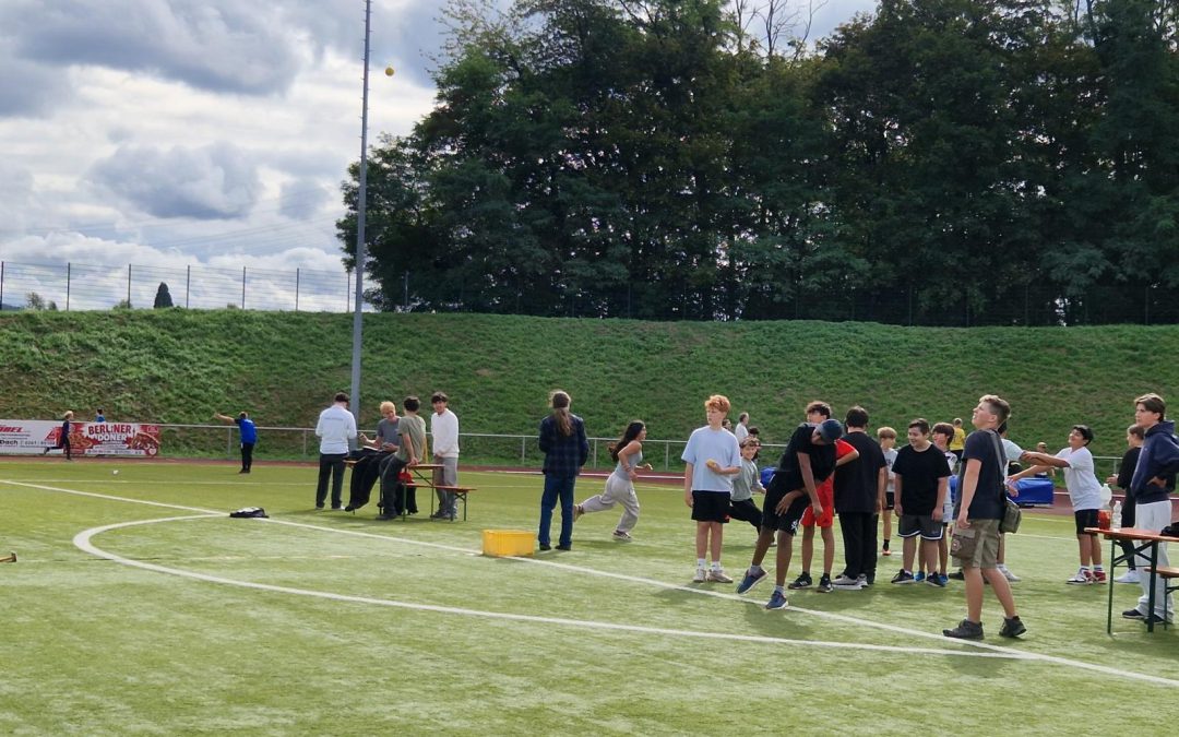 Bundesjugendspiele an der IRSP Konrad Adenauer in Vallendar: Ein Tag voller Sport, Teamgeist und Motivation