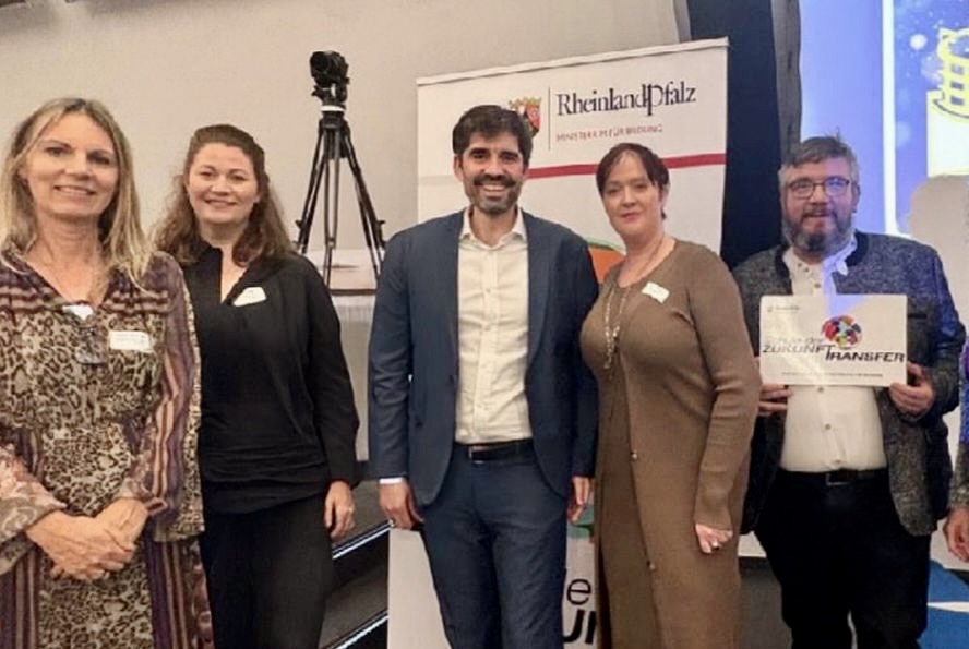 IRSP Konrad Adenauer ist „Schule der Zukunft“