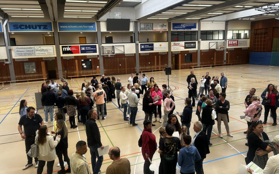 Erfolgreicher Elternabend an der IRSP Konrad Adenauer in Vallendar &ndash; &bdquo;Schule der Zukunft&ldquo; im Austausch